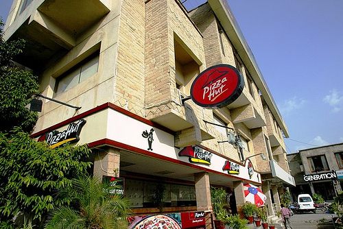 Pizza hut islamabad