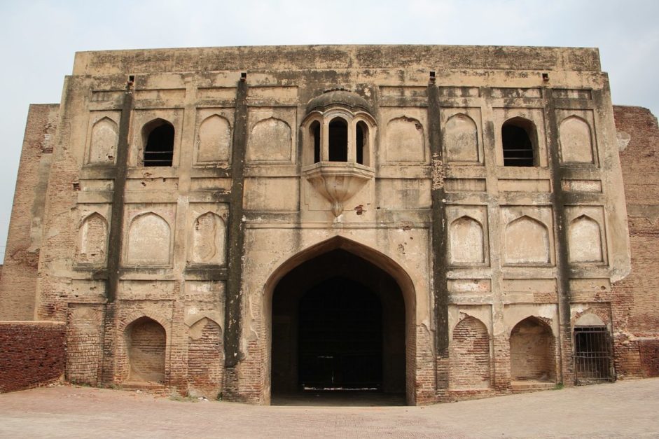 Akbari Gate, Lahore