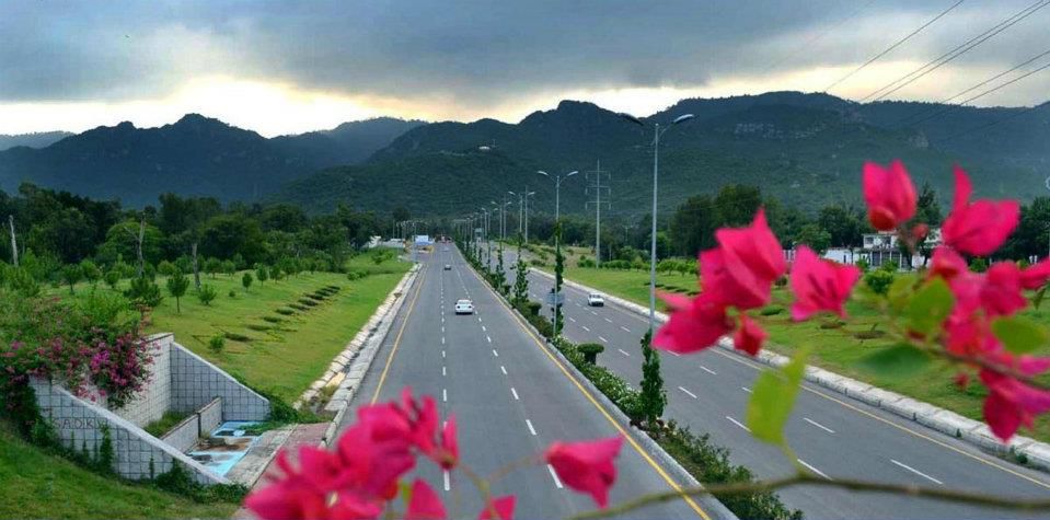 Srinagar Highway