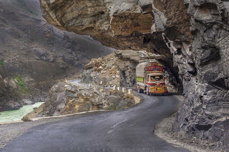 The Gilgit-Skardu road can be dangerous to traverse through.