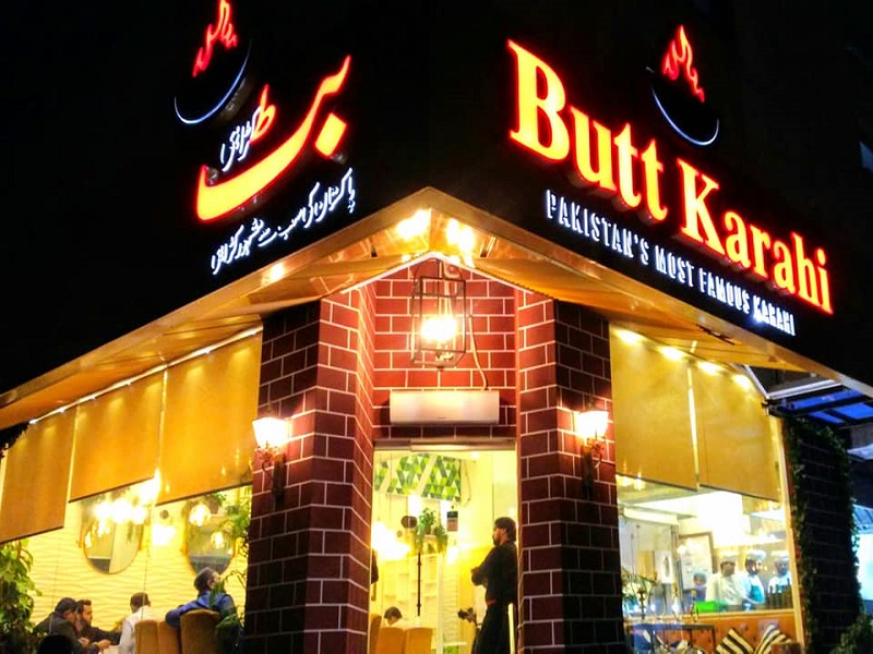 Butt Karahi Lahore is a well-known restaurant located in the heart of Lahore, Pakistan