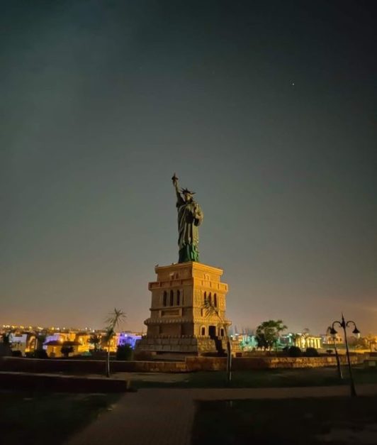 Statue in Bahria Town Rawalpindi