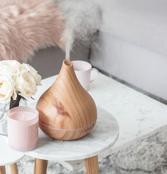 ceramic diffusers in wood and cream shade