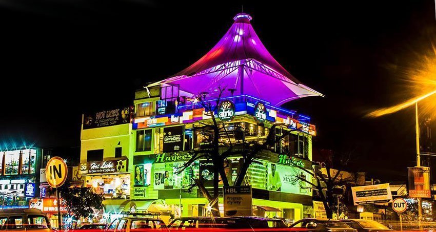 Located in the centre of Islamabad, F-7 Markaz is one of the most popular markets in Islamabad.