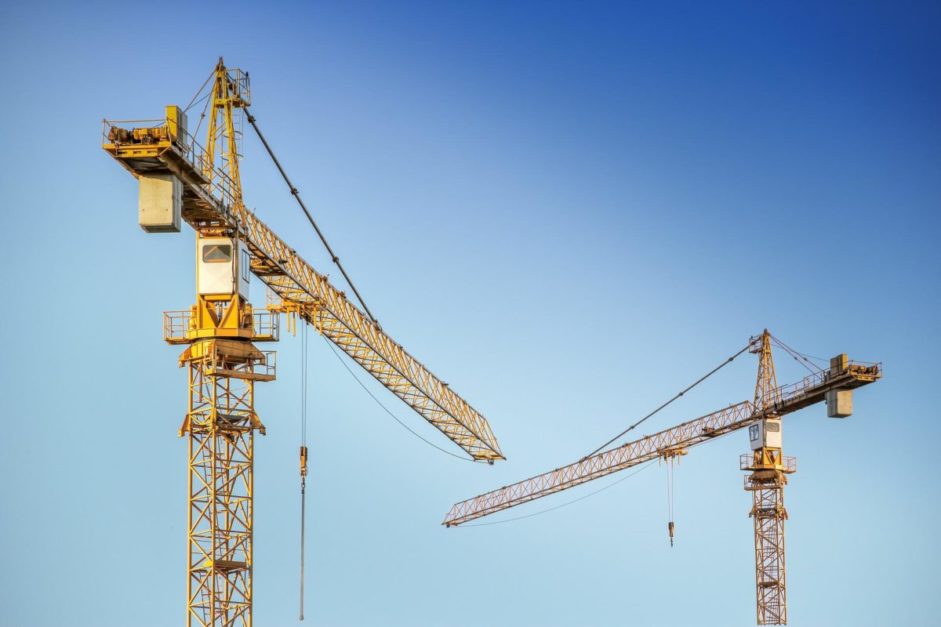 this is the picture of crane used for building a house