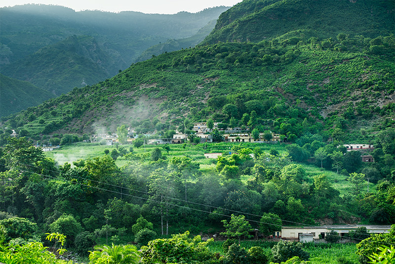 Shahdara Islamabad, also known as Shahdara Picnic Point, is one of the most famous picnic points in Islamabad that is ideal for family visits.