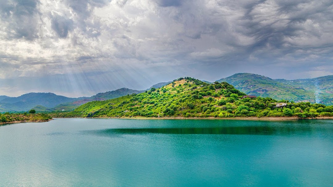 landscape picture of Khanpur Dam