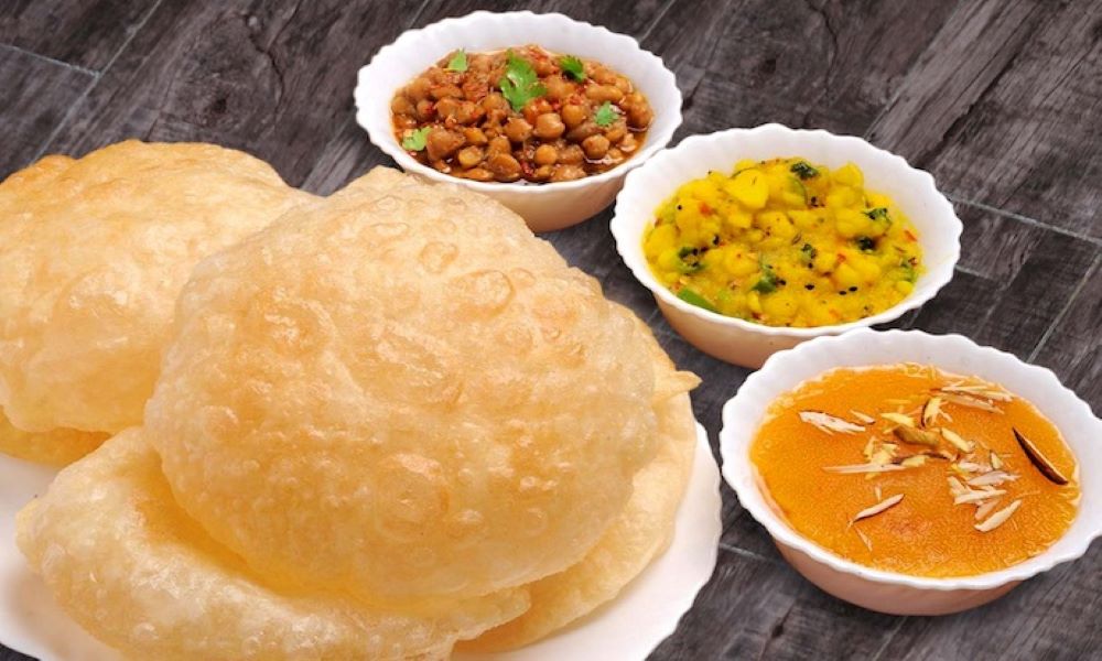 Top 10 Places With the Best Halwa Puri in Karachi | Graana.com