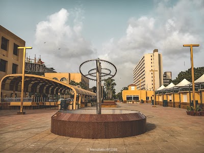 statue of ring in people square