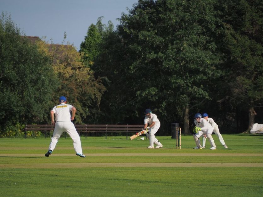 cricket players playing in the cricket academy