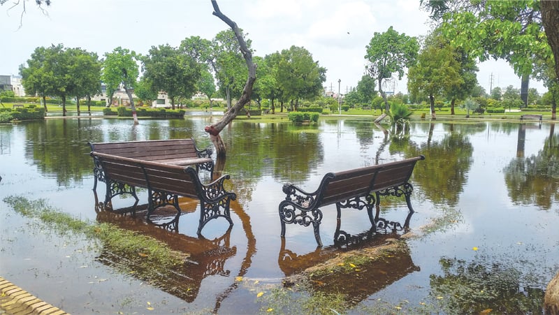 Nisar Shaheed Park- jogging track near me