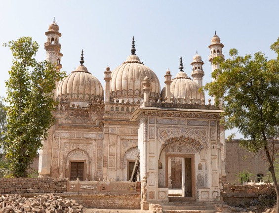 Sadiq Garh Palace Mosque Front view