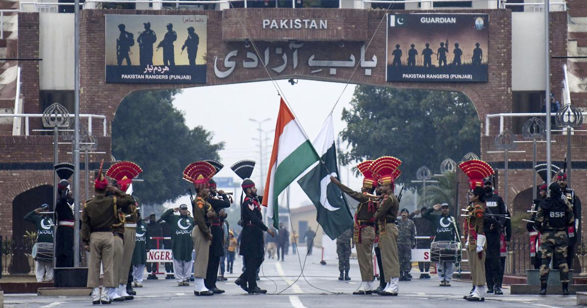 The India-Pakistan Border: A Line of Control