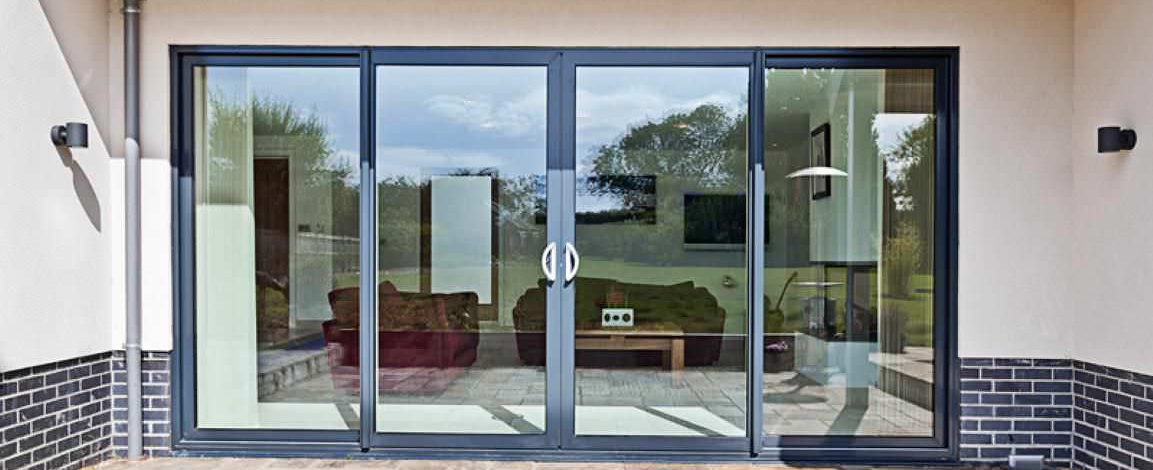 Hinged aluminium Doors