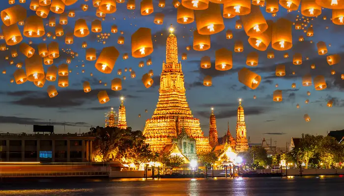 The sky lantern in the air in bangkok city