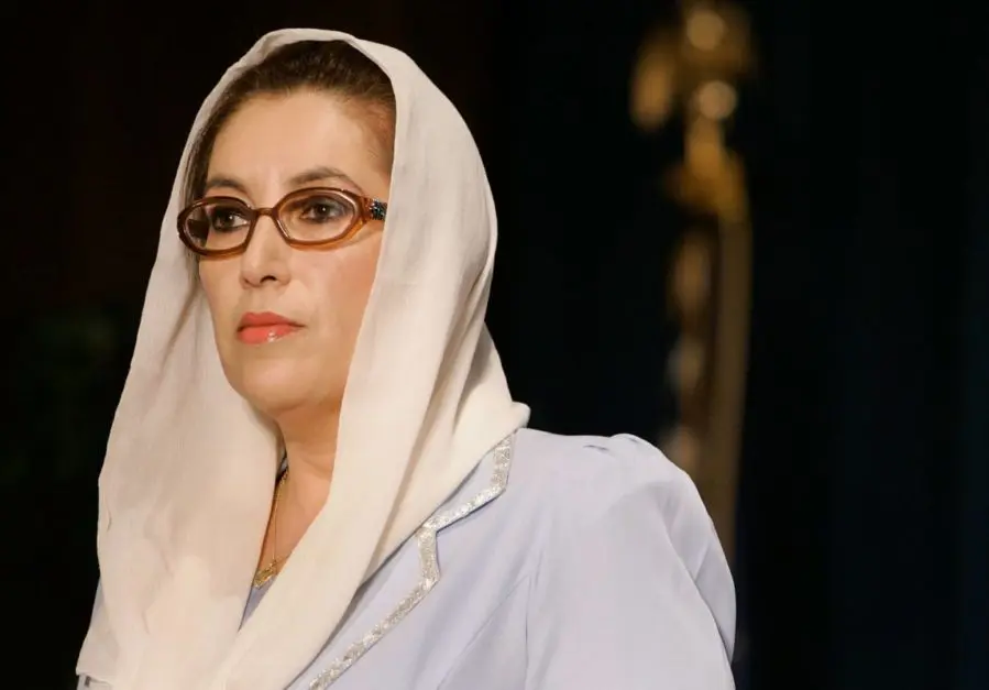 Famous personality of pakistan Benazir Bhutto, The farmer Prime Minister of Pakistan