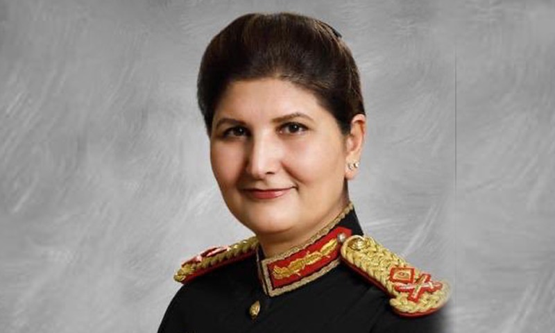 Nigar Johar Pakistan’s First Woman Three-Star Generalun in her uniform