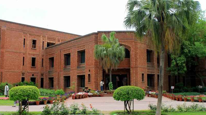 punjab university law college