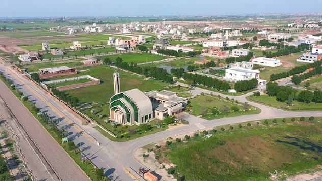 Mosques in Lahore Motorway City