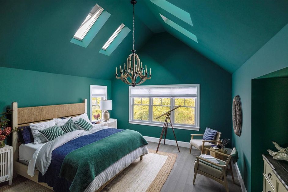 Bedroom ceiling with zinc colour paint 