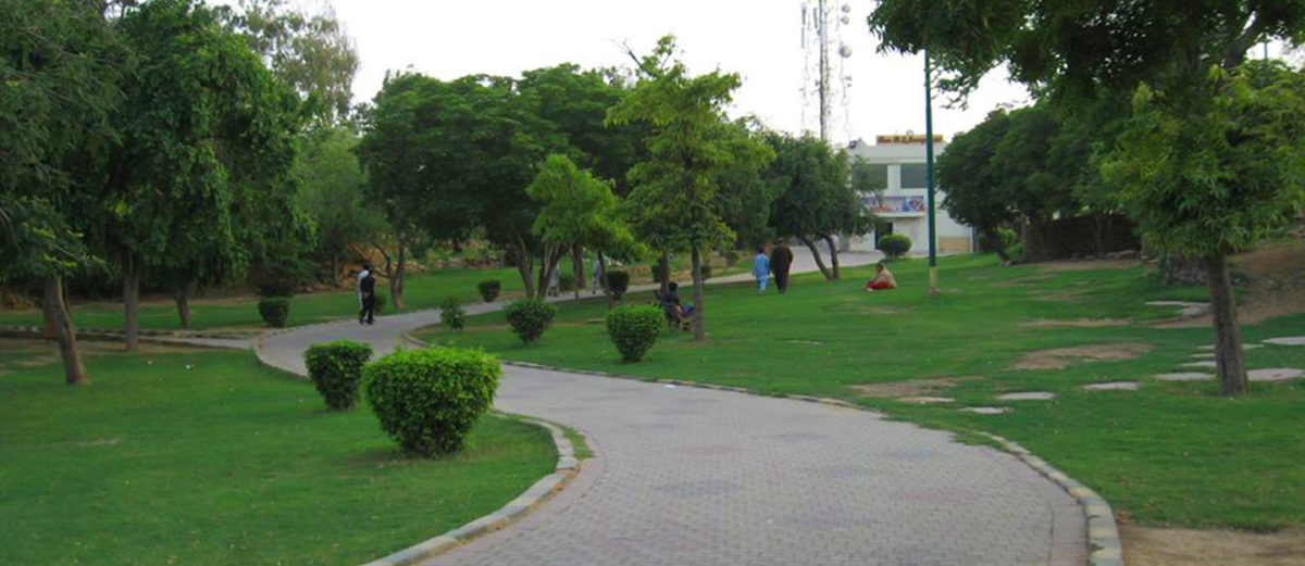 Hill Park was established in 1954, during the British colonial era, and was initially known as "Victoria Park."