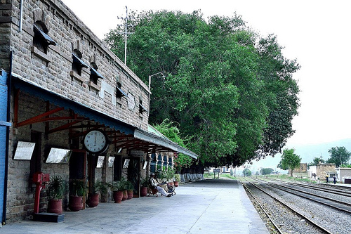 Empty station