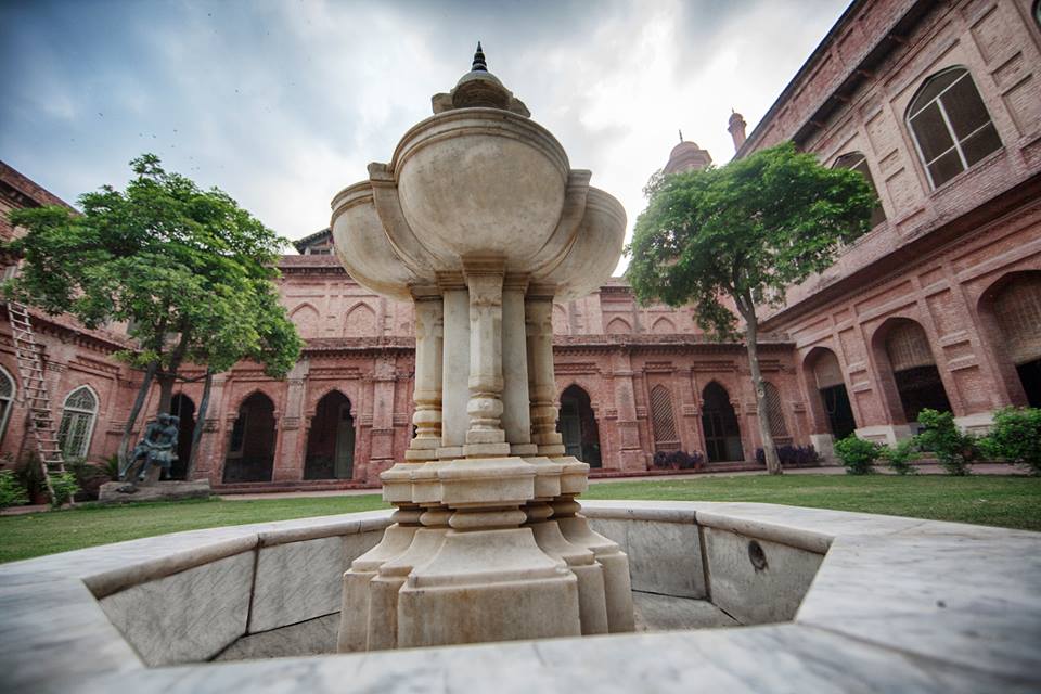 water fountain at NCA