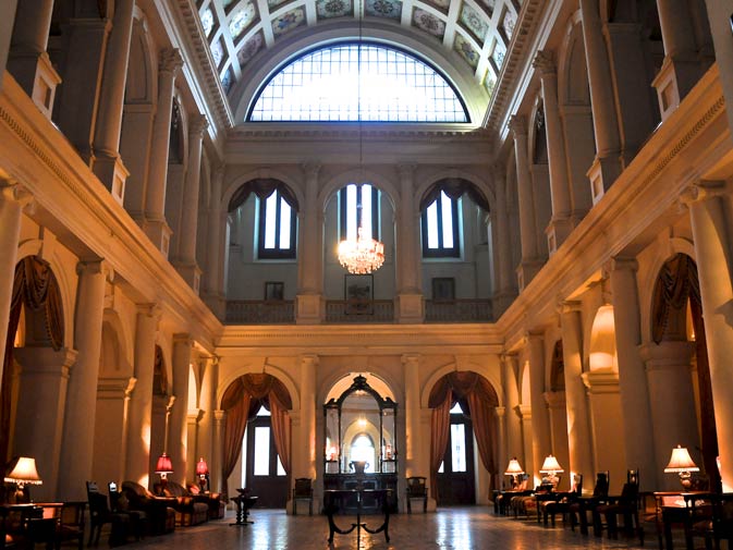 Interior of Noor Mahal Bahawalpur