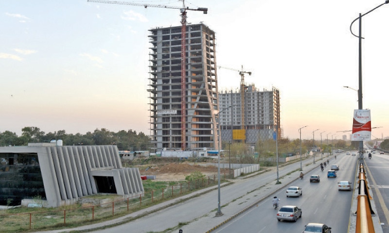 Image showing construction of news projects in Islamabad as a challenge to Capital Development Authority (CDA)