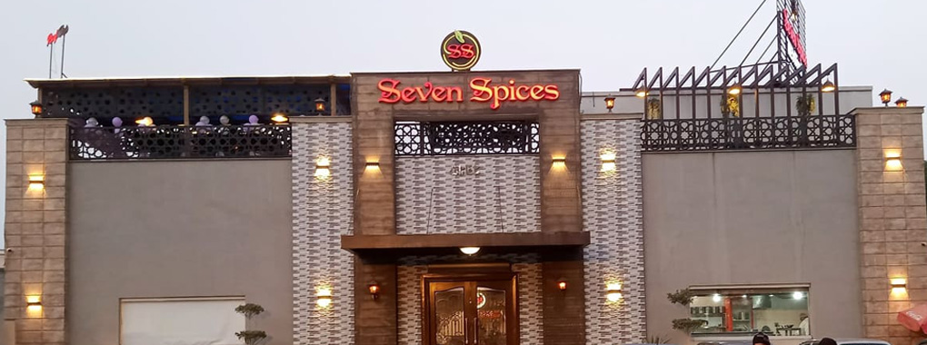 Front view of Seven Spice Restaurant in Faisalabad