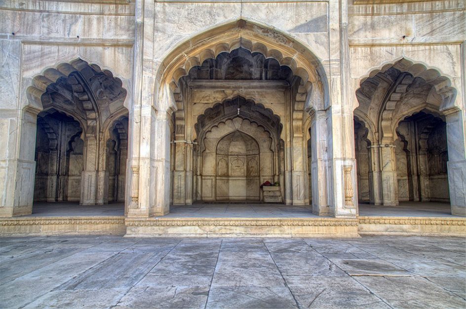 corridors of moti masjid