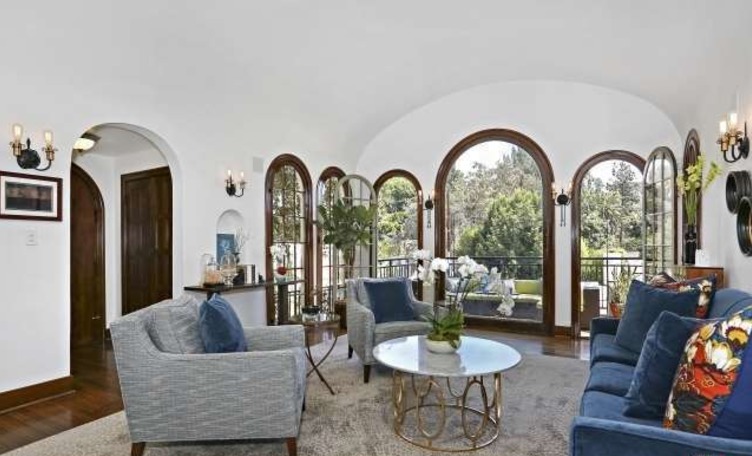 interior view of airy Spanish house