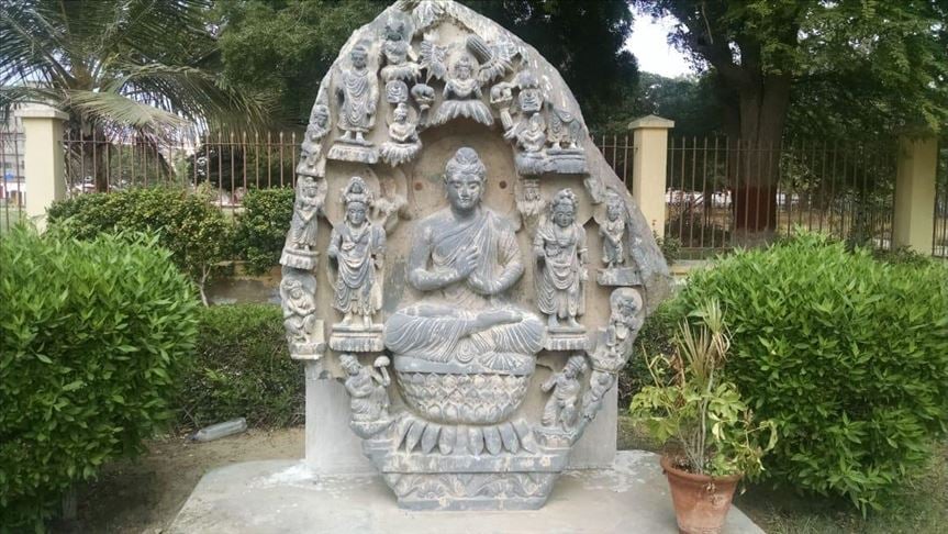 statue of holy figures in Mehrgarh