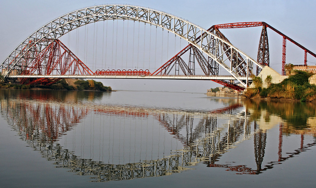 Lansdowne Bridge in Sukkur