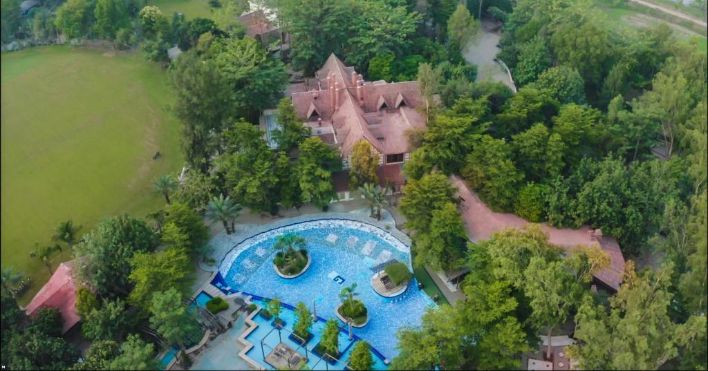 a drone shot of Greenfield Country Club Lahore