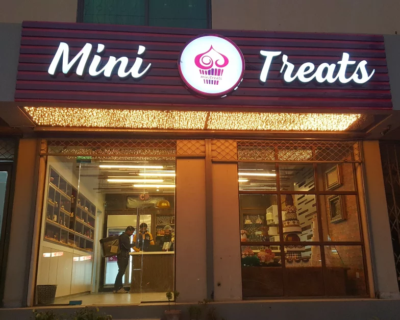 mini treat shop