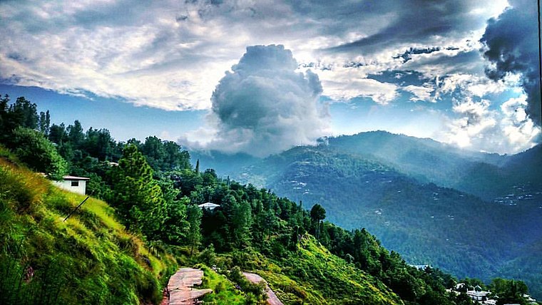 jhika gali scenery