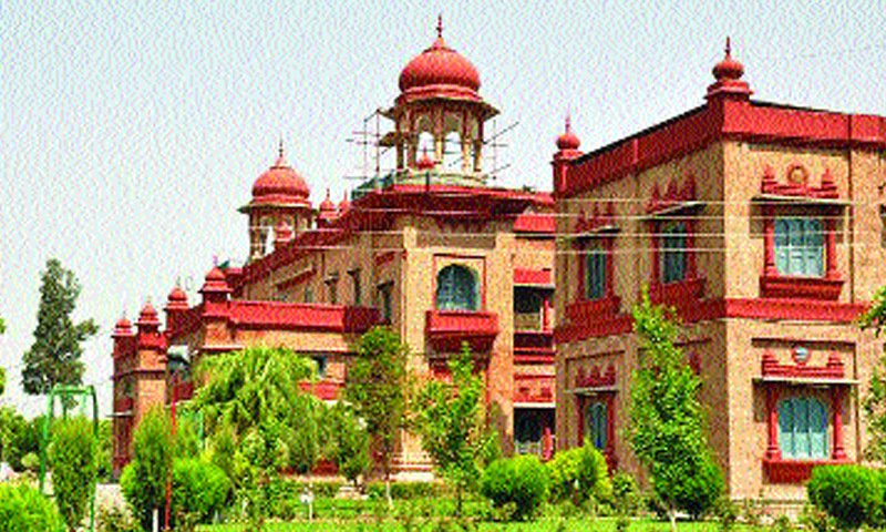 newspaper portrait of Peshawar museum