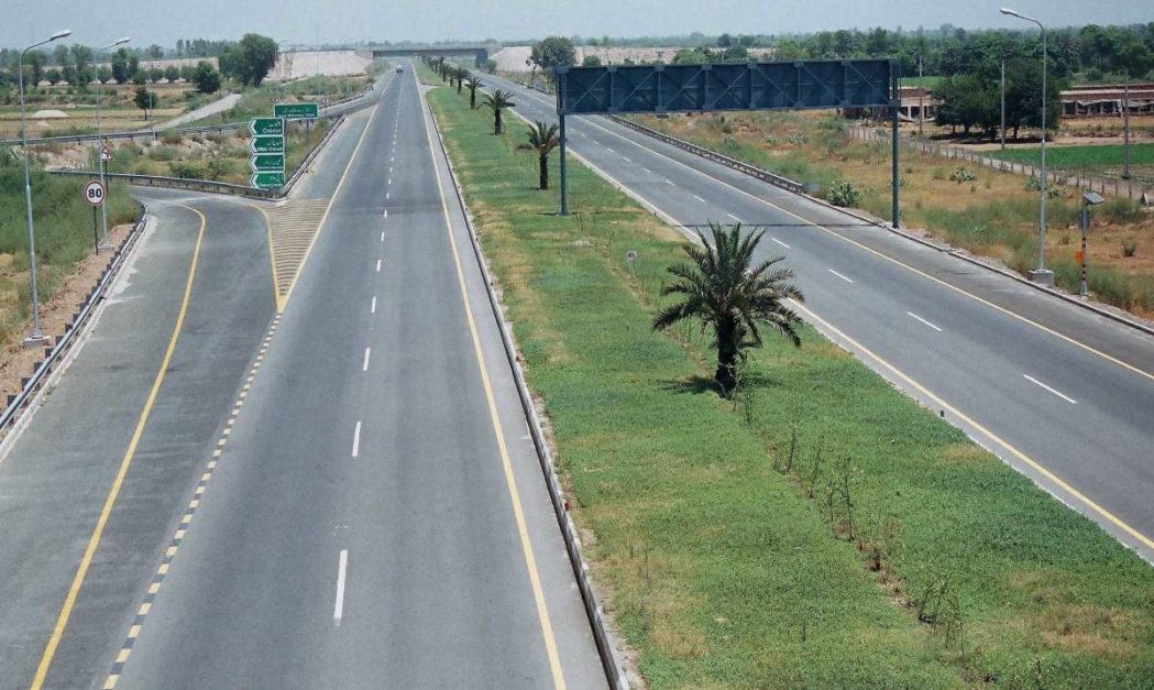 blog image for an overview of Karachi Motorway 