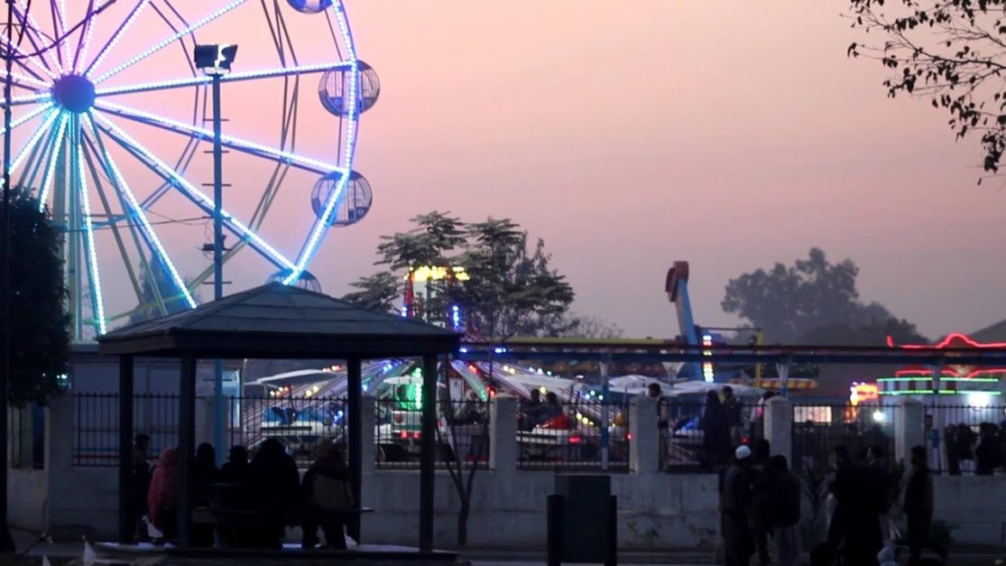 Ferris wheel at Garrison park peshawar