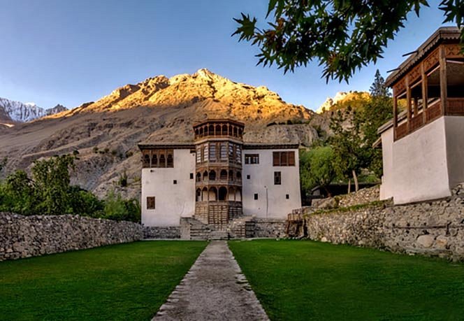 Shyok River is where you'll find one of the most historic valleys in Baltistan: Khaplu Valley.