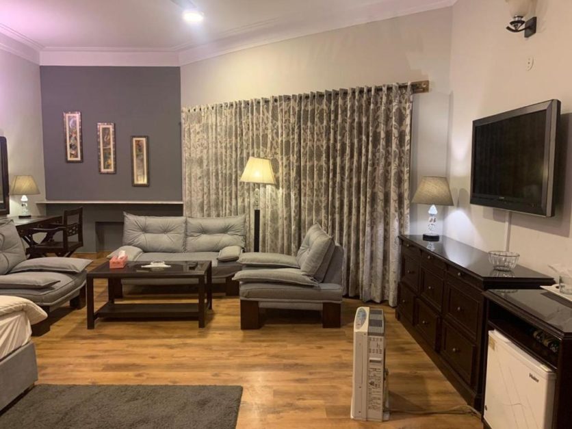 affordable guest house in Peshawar 