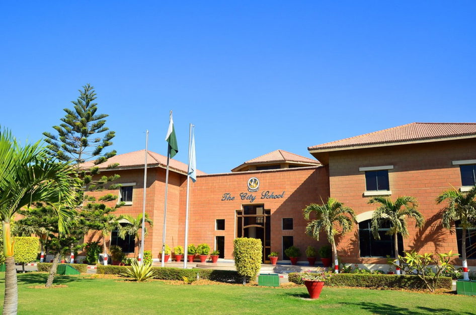 Building of the city school and garden