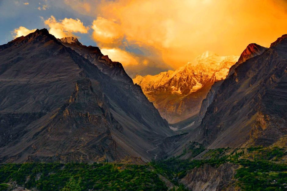 sunset from eagle nest hunza