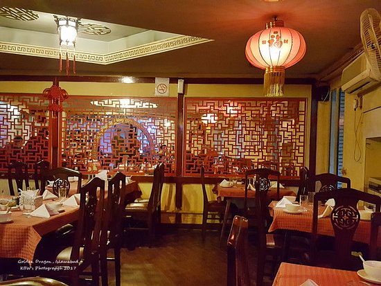 Dining area of Golden Dragon in Islamabad