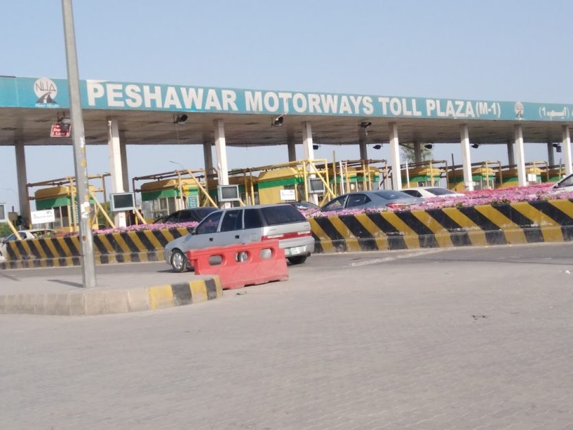 peshawar motorway toll plaza