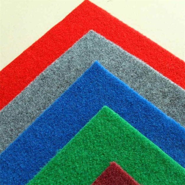 materials used for carpet tiles 