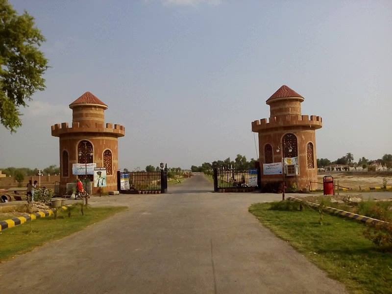 an entrance to place in Kahror Pakka