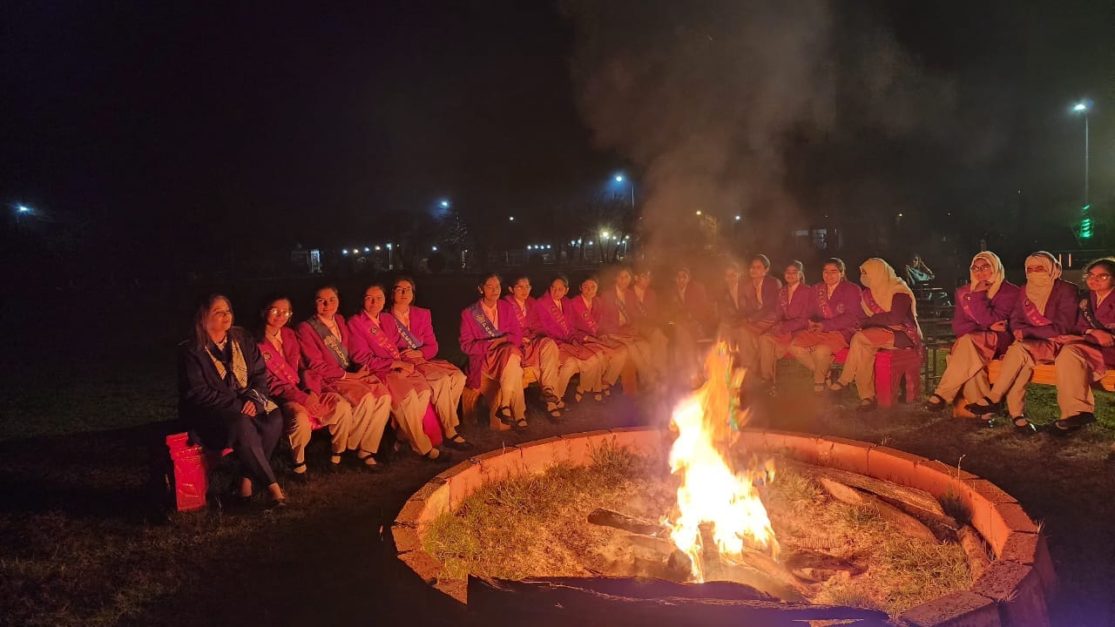 Students enjoying bonfire in Chishtian 