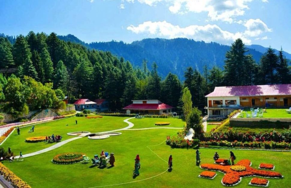 luxury hotels at shogran